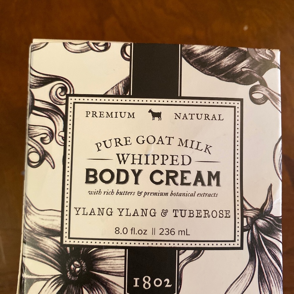 Whipped body cream